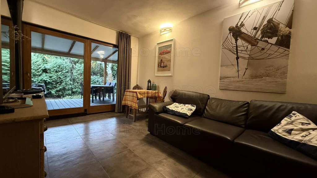 Eladó strandközeli CSALÁDI HÁZ/NYARALÓ Balatonmáriafürdőn.