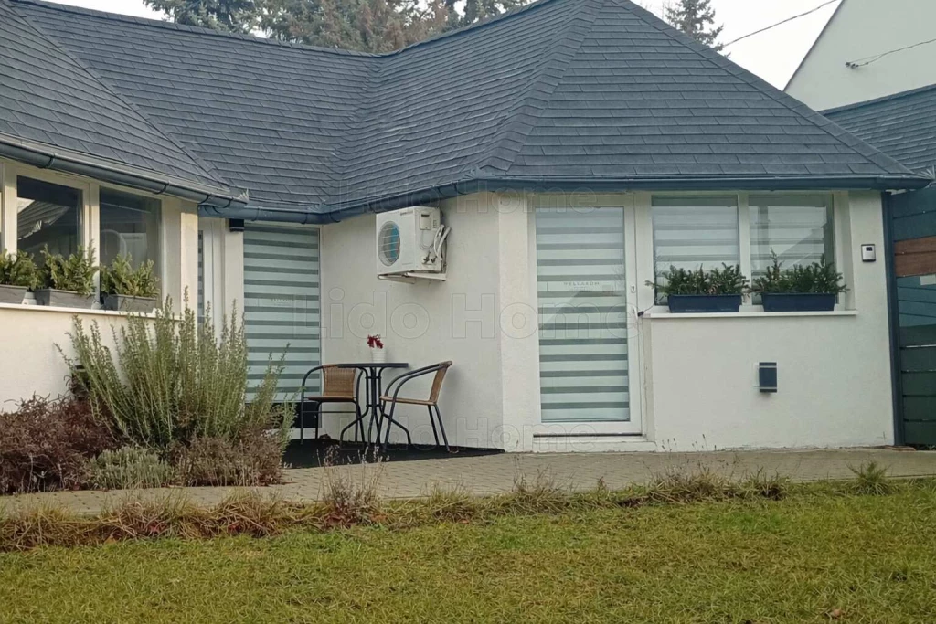 Vonyarcvashegyen lakás kiadó