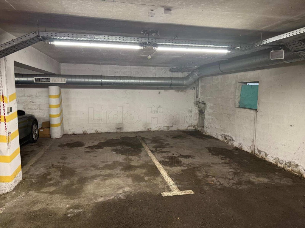 TAPOLCÁN A MÁJUS 1. UTCÁBAN TEREMGARÁZS ELADÓ!