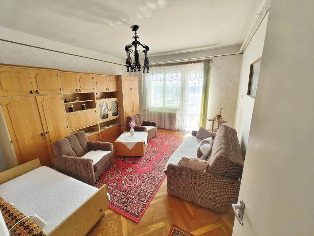 Vonyarcvashegyen családi ház eladó