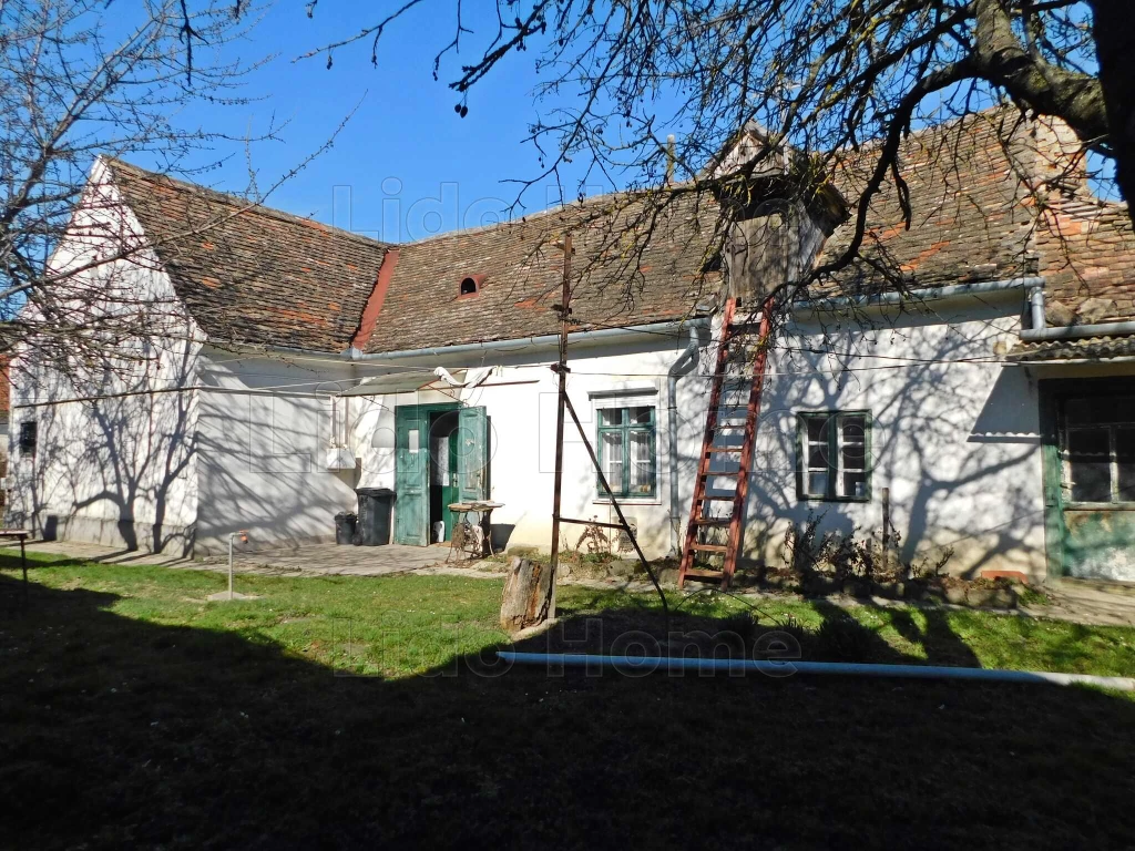 Keszthelyen családi ház eladó