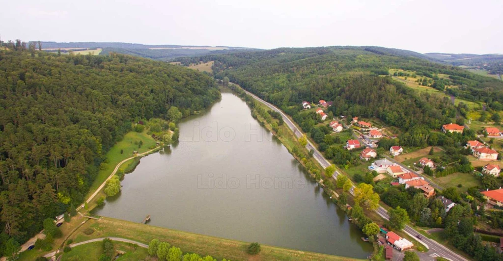 Zalcsányban építési telek eladó