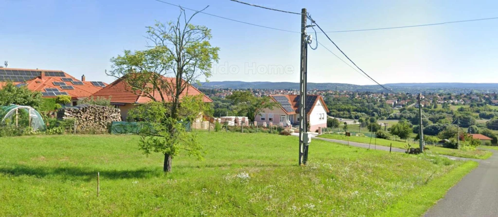 Felsőpáhokon építési telek eladó
