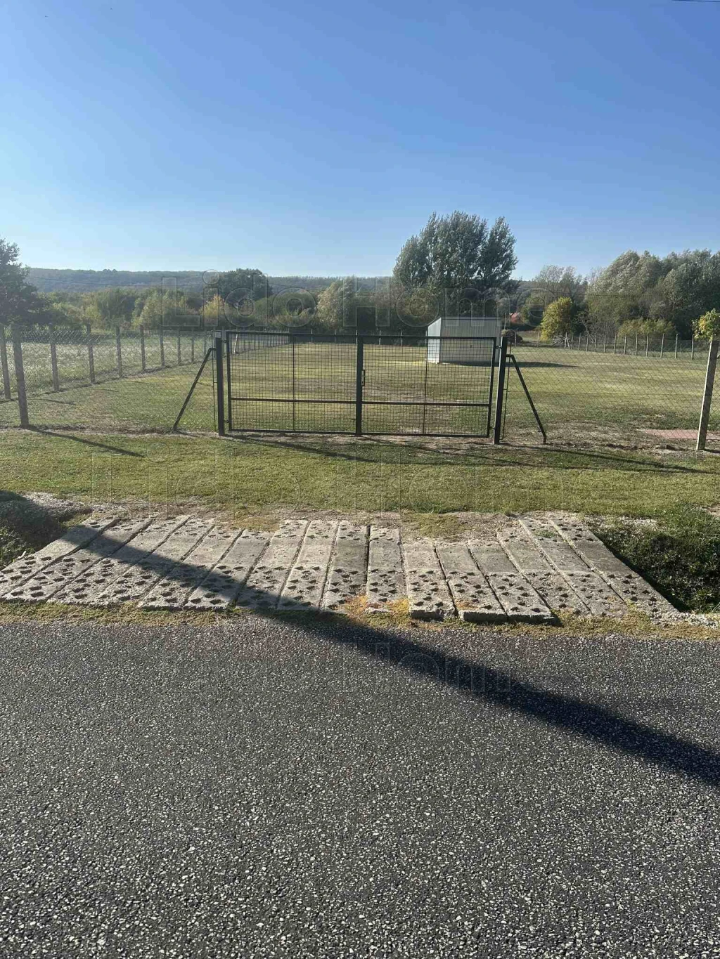 KEHIDAKUSTÁNYBAN ÉPÍTÉSI TELEK ELADÓ