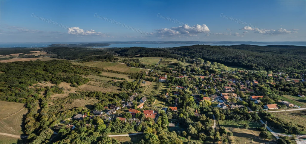 Utolsó építési telek a Balaton-felvidéki Nemzeti Park szívében
