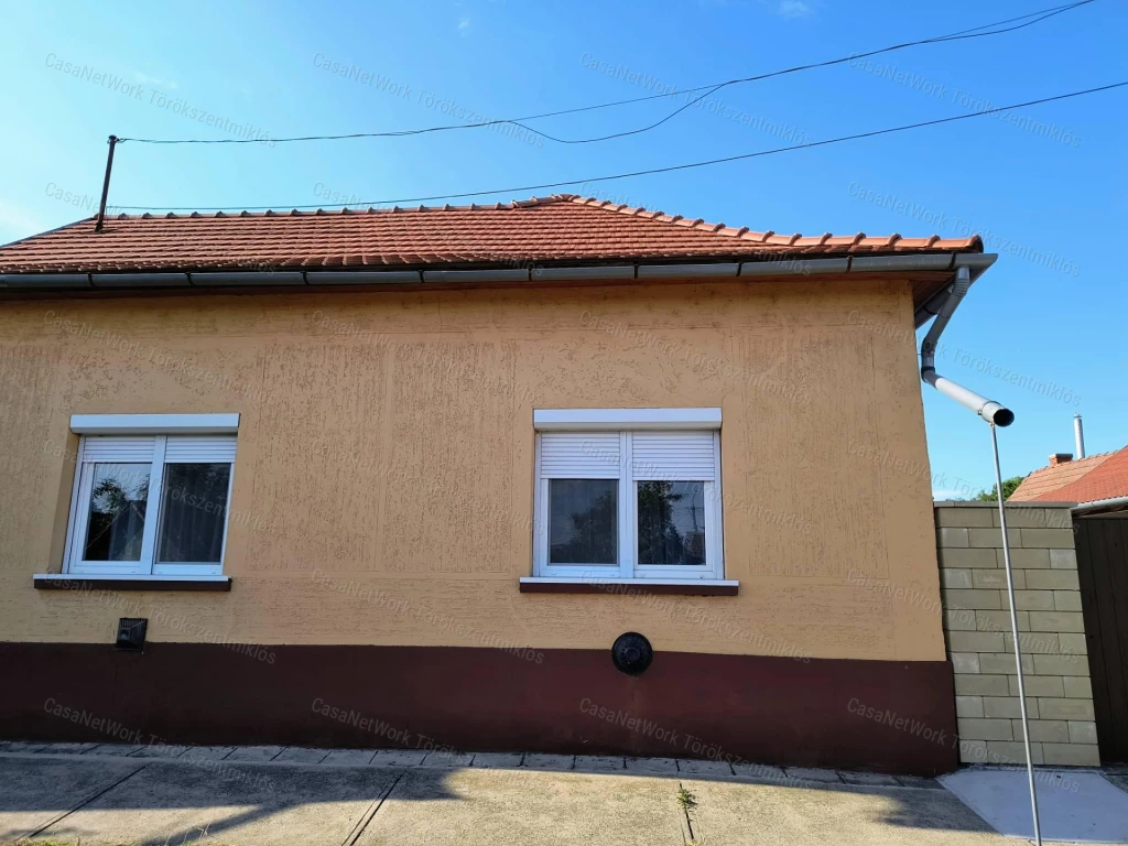 For sale house, Törökszentmiklós