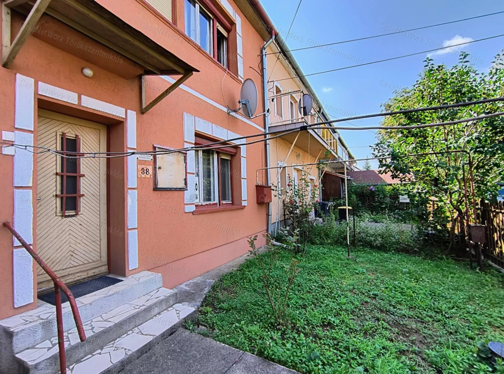 For sale terraced house, Szolnok