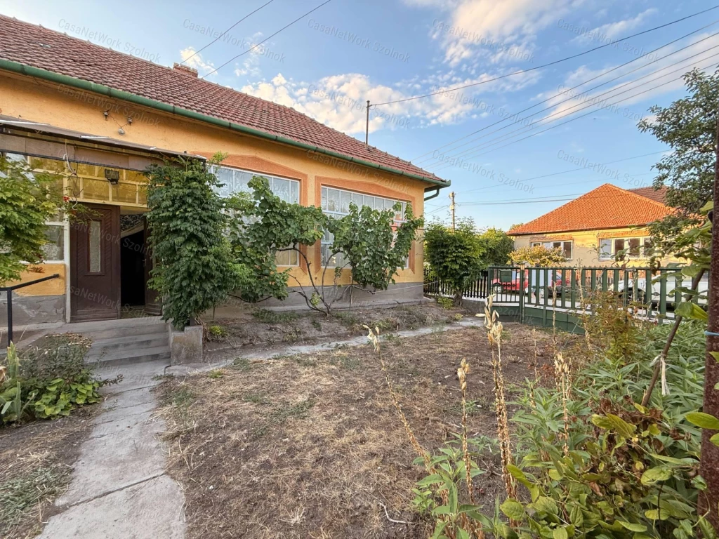 c3-1-name c2-1-name, Poroszló