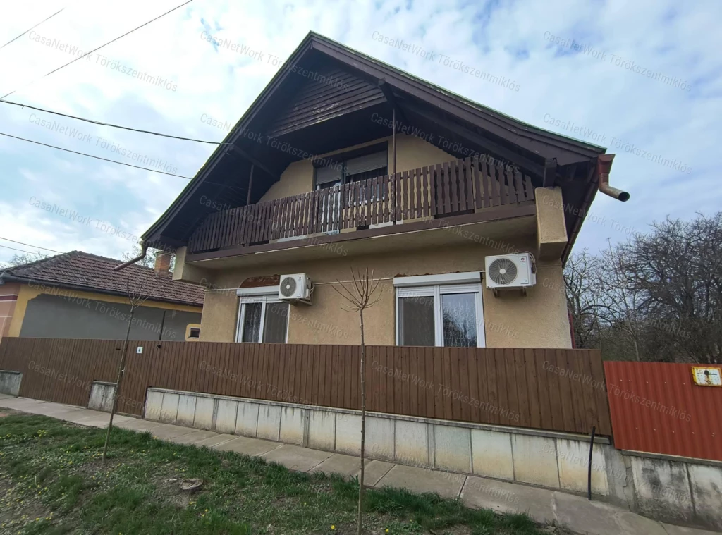 Eladó családi ház Törökszentmiklóson az Alvégen!