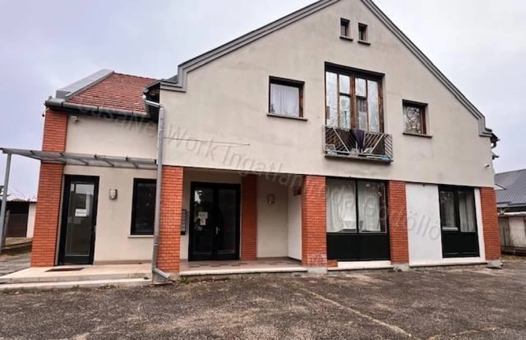 For rent office, office block, Gödöllő