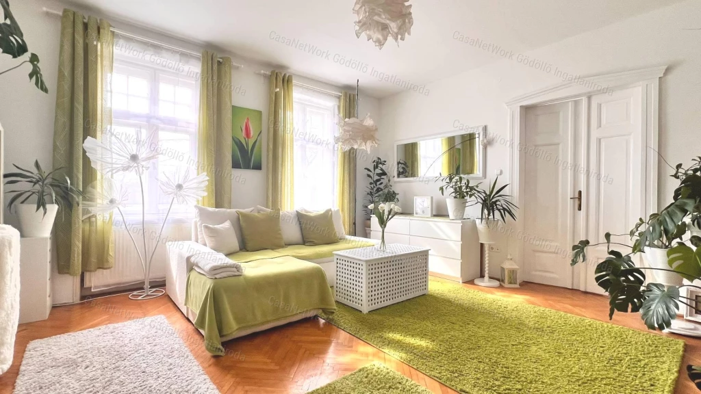 ANTAL-HEGY ÖLELÉSÉBEN TÜNDÉRI LAKÁS