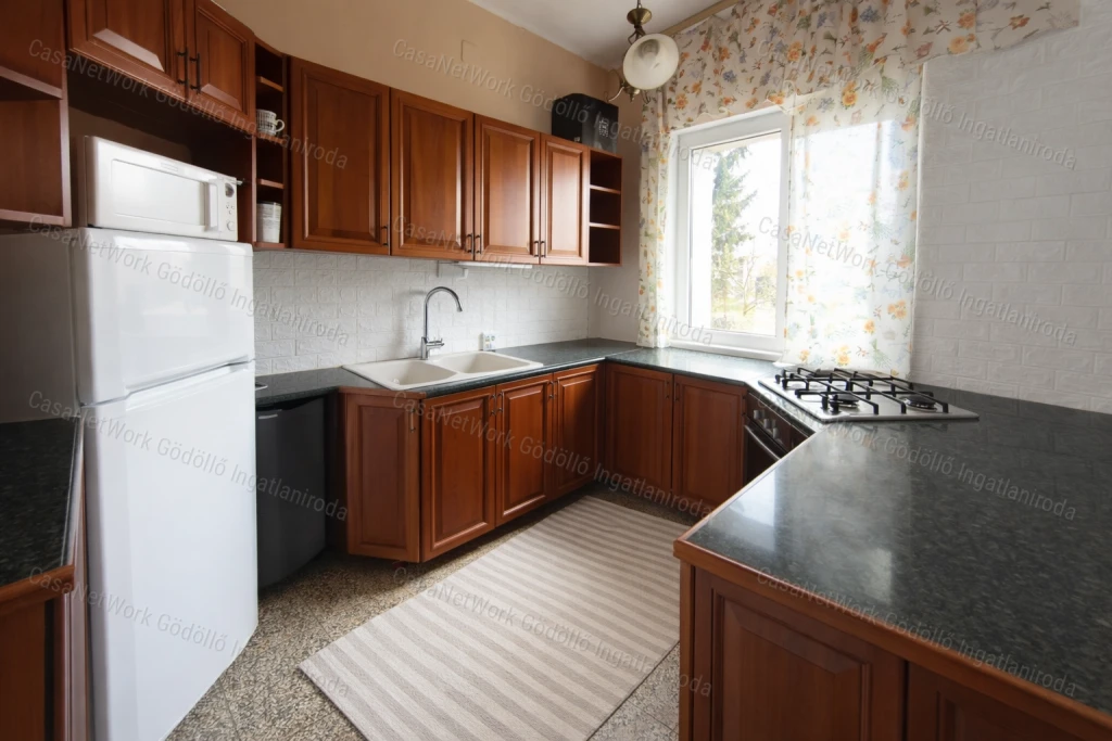 Egy telek-két lehetőség!!!!