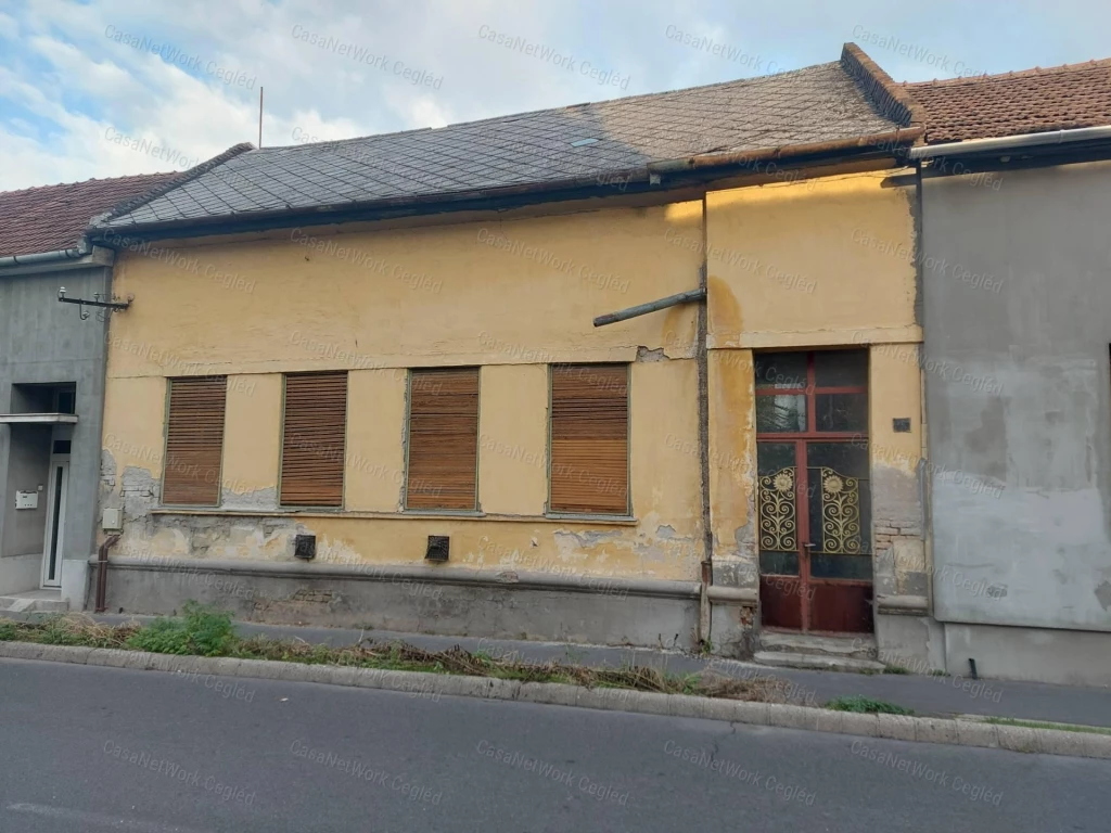 For sale house, Szolnok