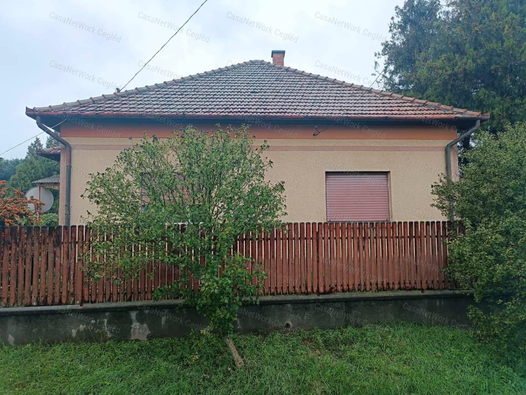 For sale house, Jászkarajenő