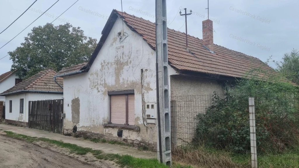 For sale house, Cegléd