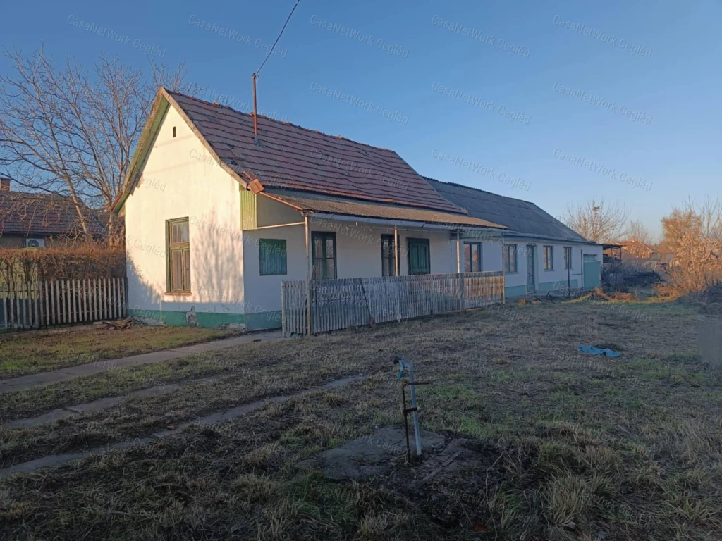 For sale house, Cegléd