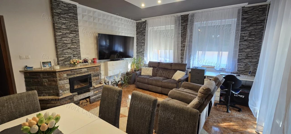 For sale house, Cegléd