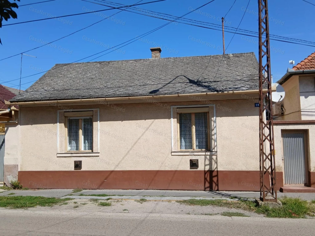 For sale house, Cegléd