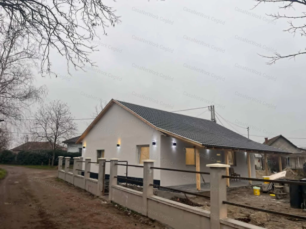 Eladó családi ház Tápiószele