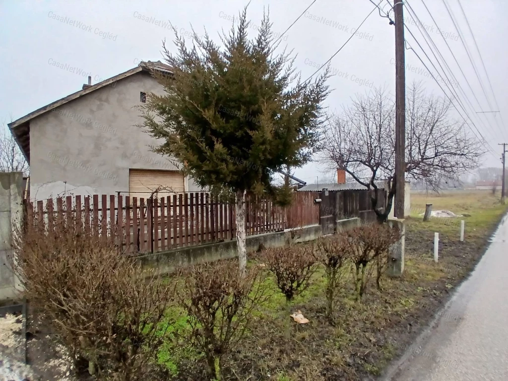 ELADÓ Nagykőrösi Tanya