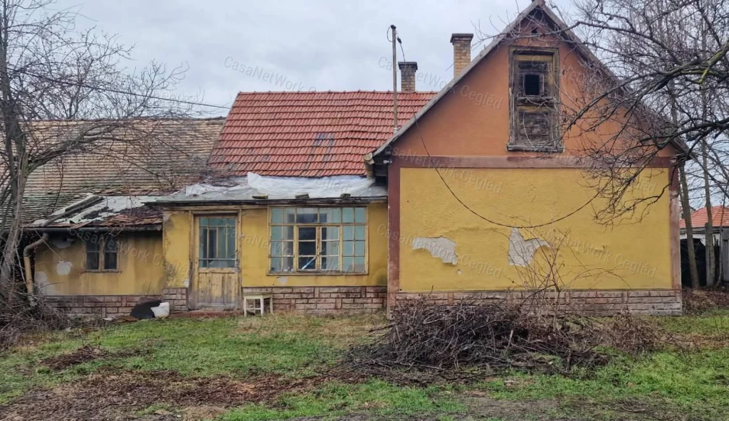 For sale house, Cegléd