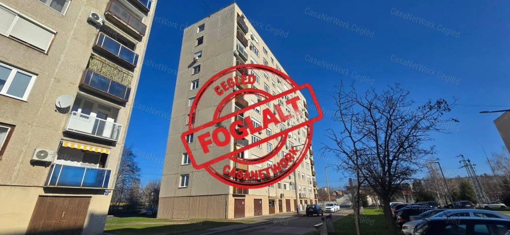 Szép állapotú 7. emeleti, jó elosztású lakás eladó Cegléden