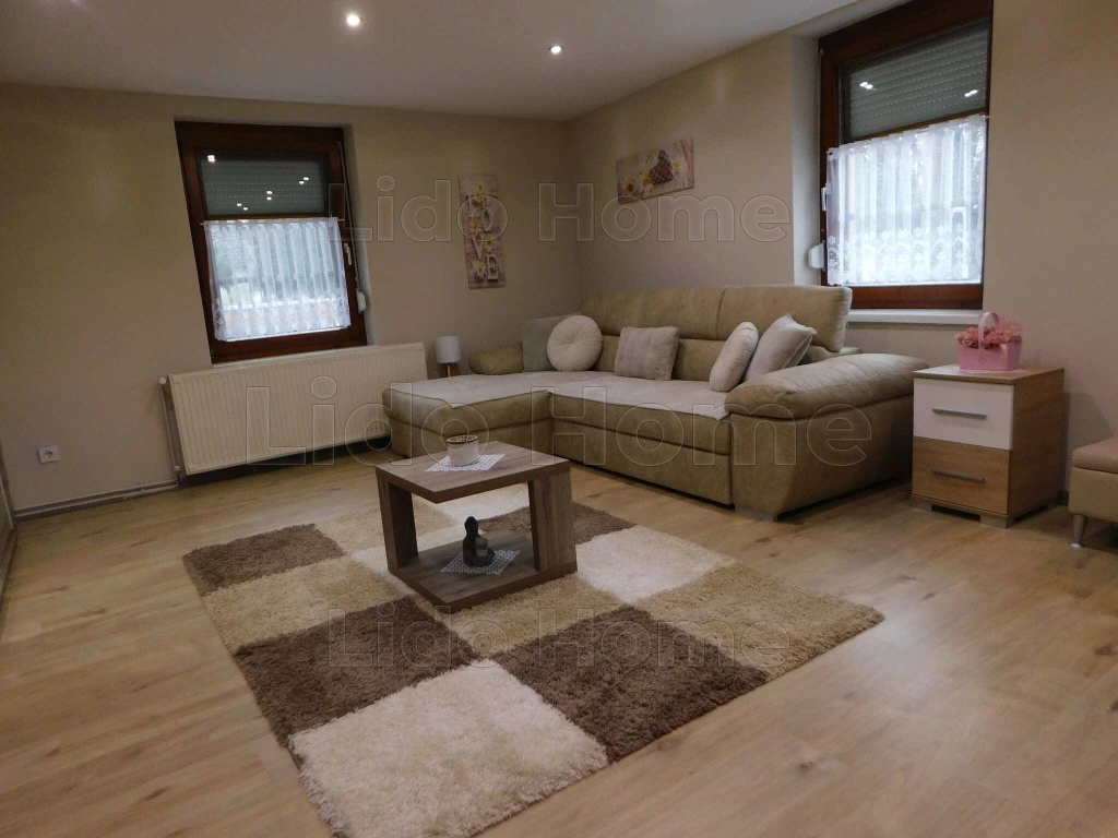 c3-1-name c2-1-name, Dombóvár