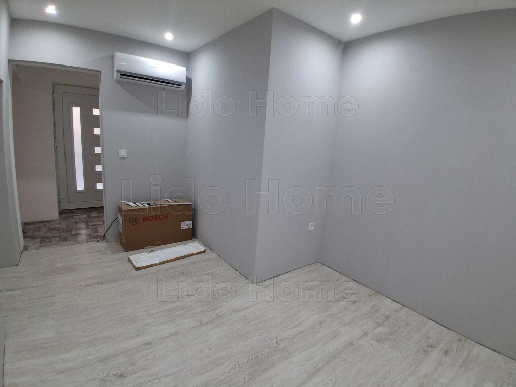 Teljes körűen felújított, 44 m²-es téglalakás eladó Kaposvár belvárosában!