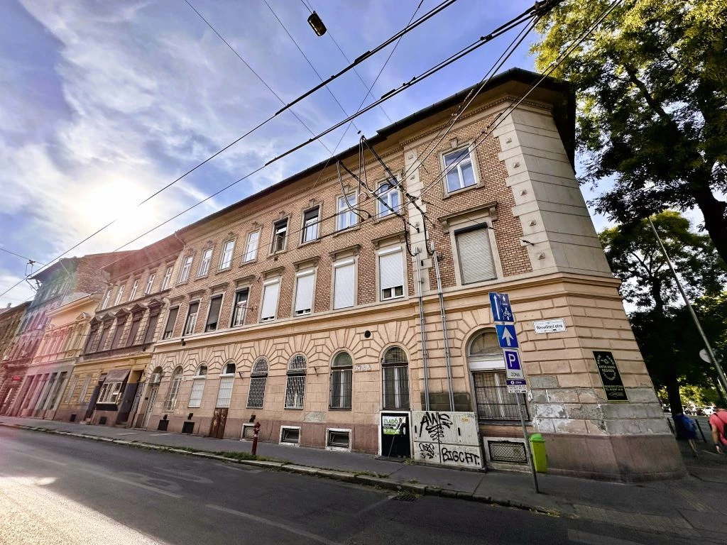 For sale store, Budapest VII. kerület, Nagykörúton kívüli terület