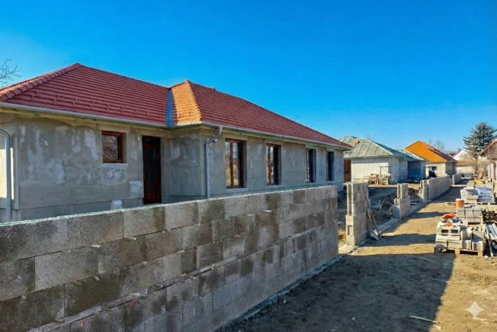 Tahitótfaluban új építésű ikerházak eladók !