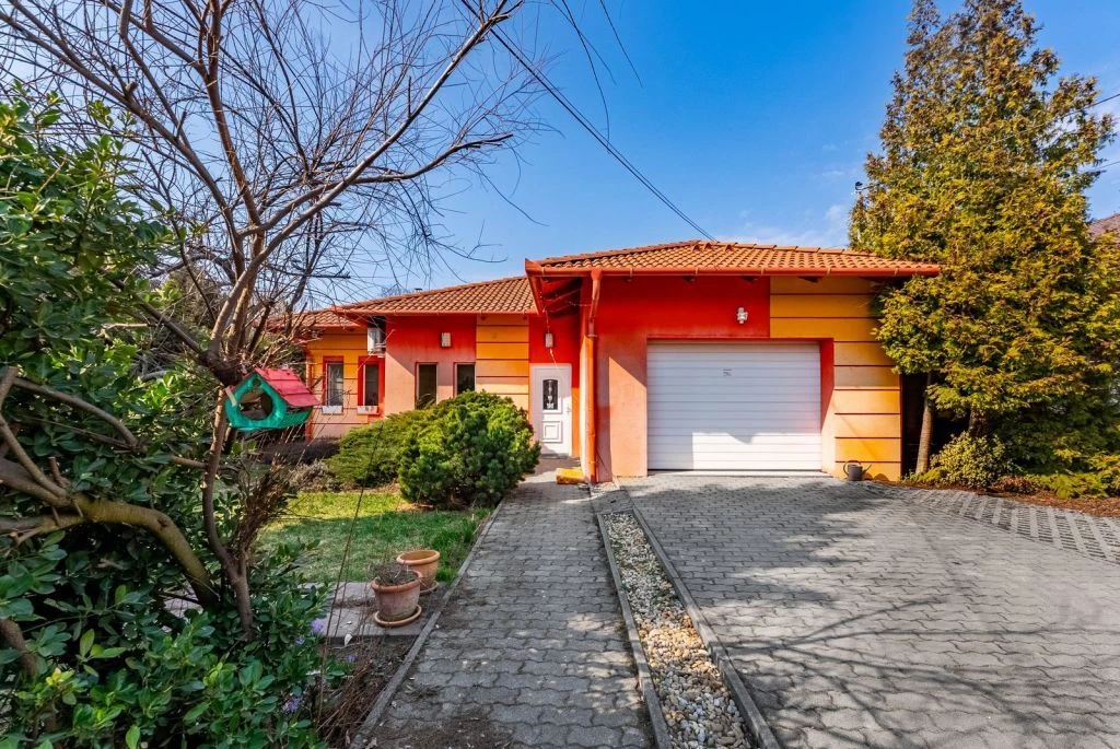 Modern, energiahatÉkony csalÁdi hÁz – alacsony fenntartÁs