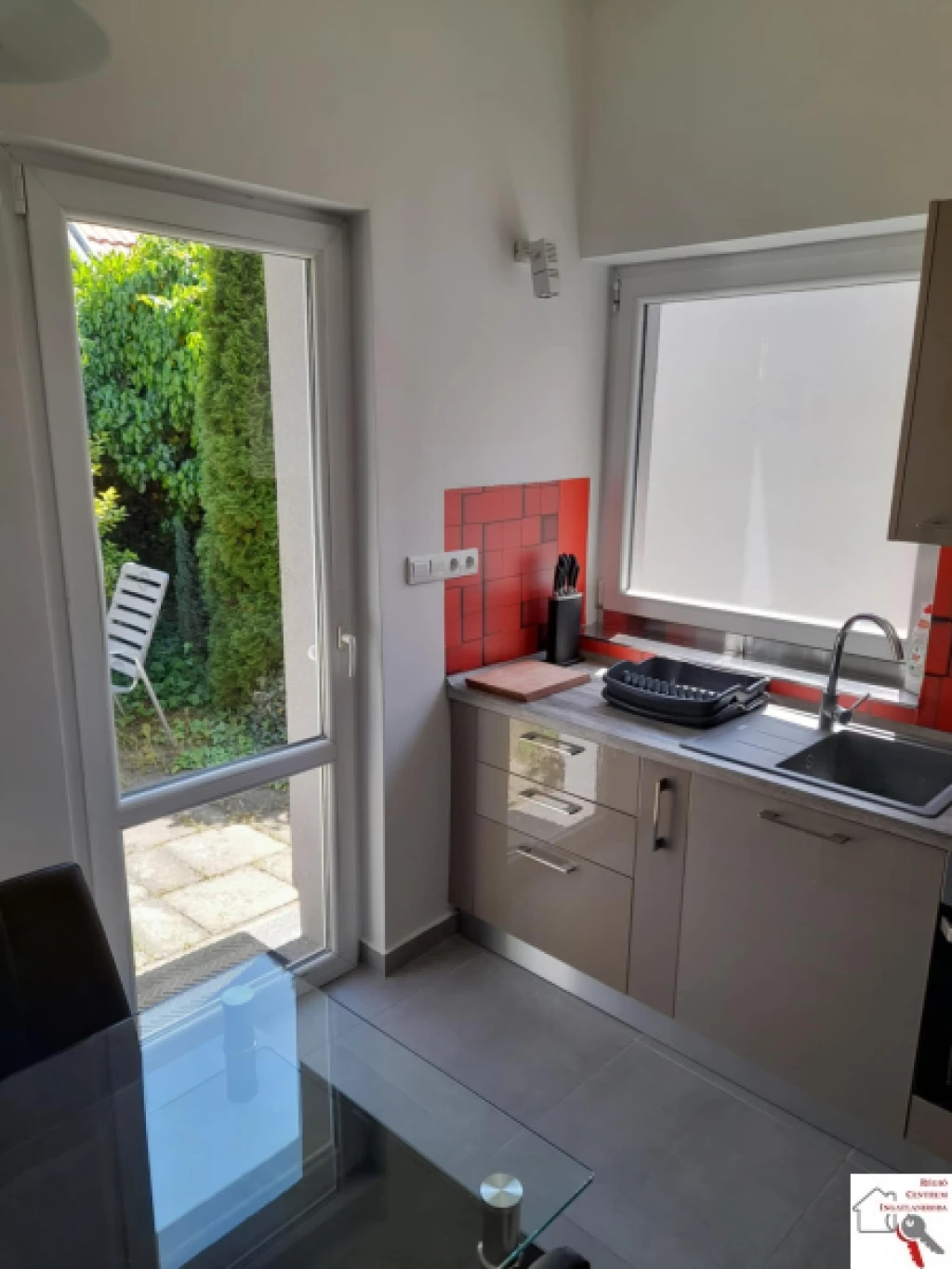 For sale house, Pécs, Mecsekoldal-Tettye, Eladó gyönyörűen felújított kis családi ház Pécsett a Magaslati út alatt