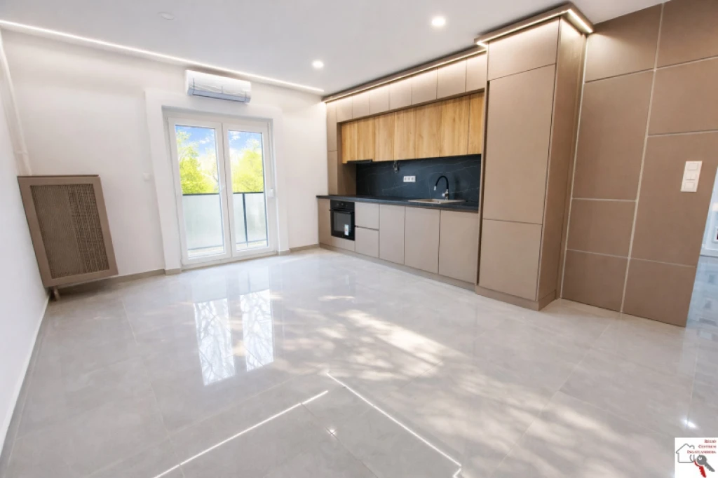 Eladó panellakás, Pécs, Egyetemváros, Eladó 4/3 em, prémium felújított nappali + 2 hálós, erkélyes lakás Pécsett, a Tüzér utcában