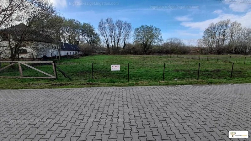 For sale building plot, Ráckeve