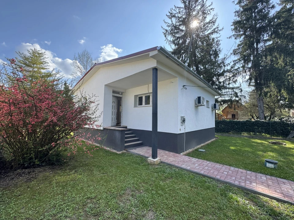 Eladó üdülő, nyaraló, Ráckeve