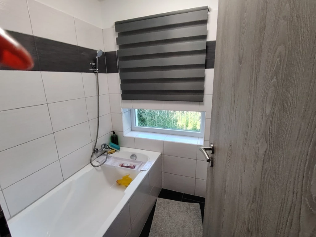 Eladó családi ház, Dömsöd