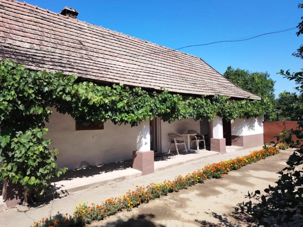 Eladó családi ház, Kakucs