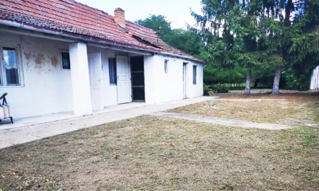 Eladó családi ház, Pilis