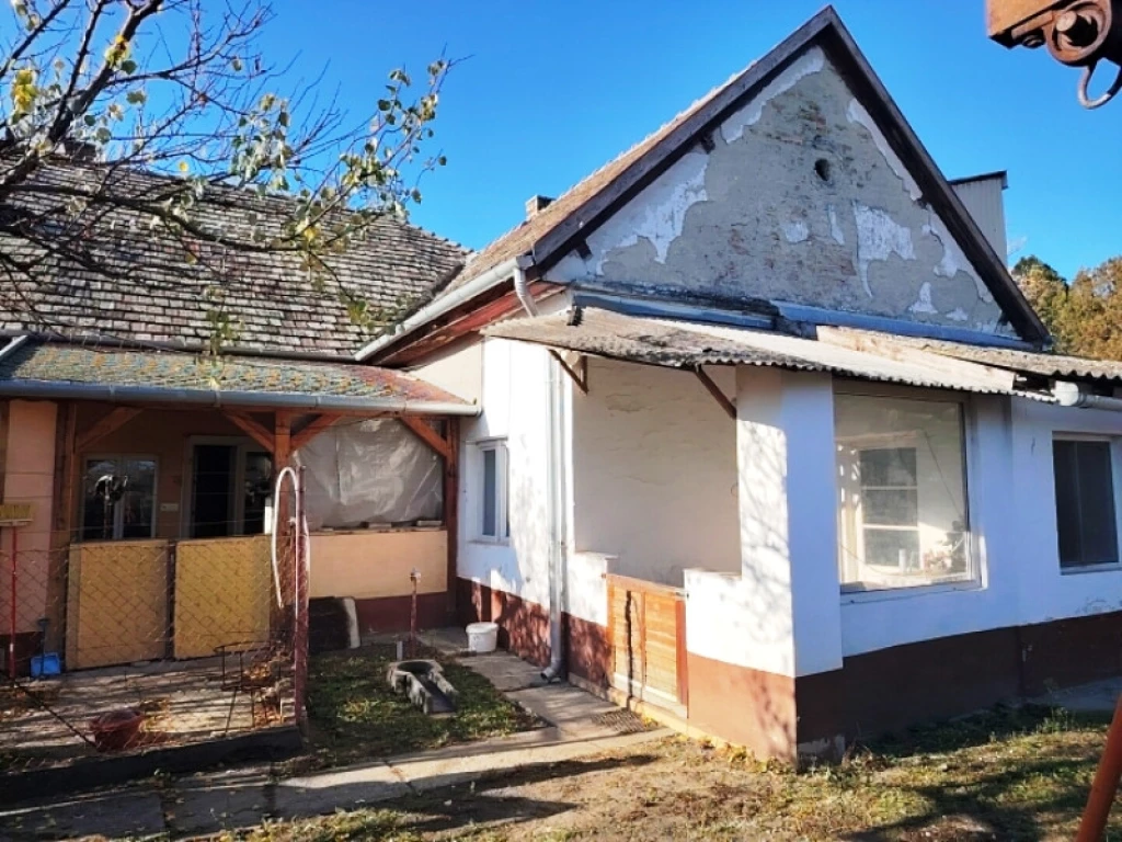 Eladó egyéb lakás, Dabas