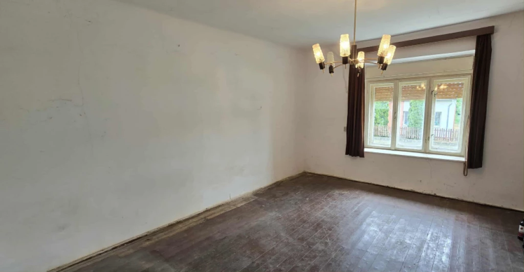 Eladó egyéb ház, Kakucs