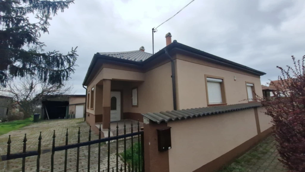 Eladó egyéb ház, Dabas