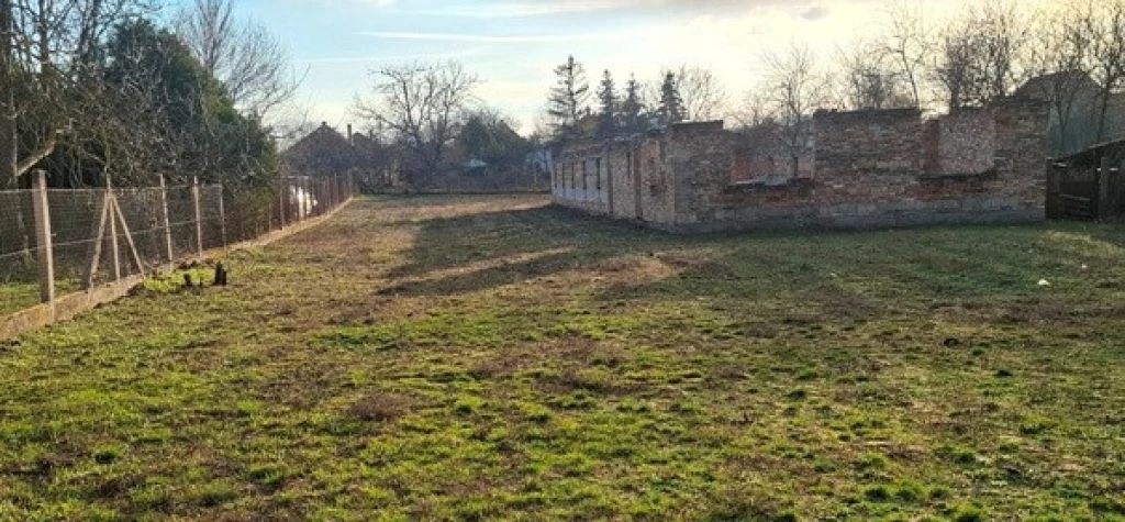 Eladó egyéb telek, Hernád