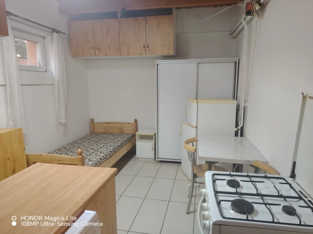 Kiadó téglalakás, Gyál