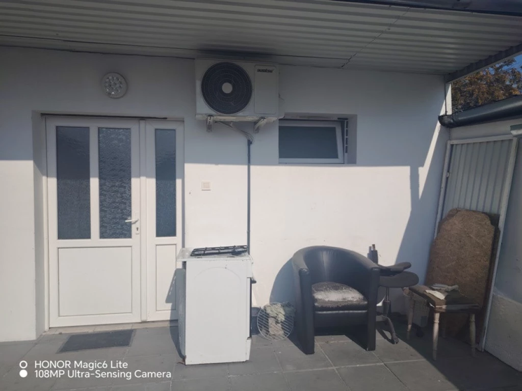 Kiadó téglalakás, Gyál