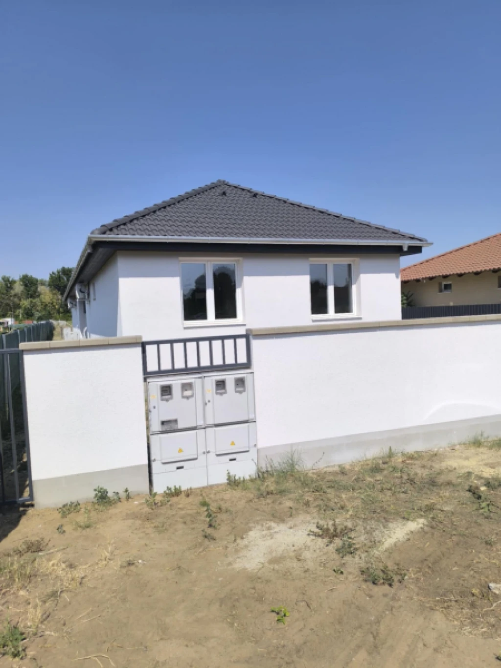 Eladó egyéb ház, Dánszentmiklós