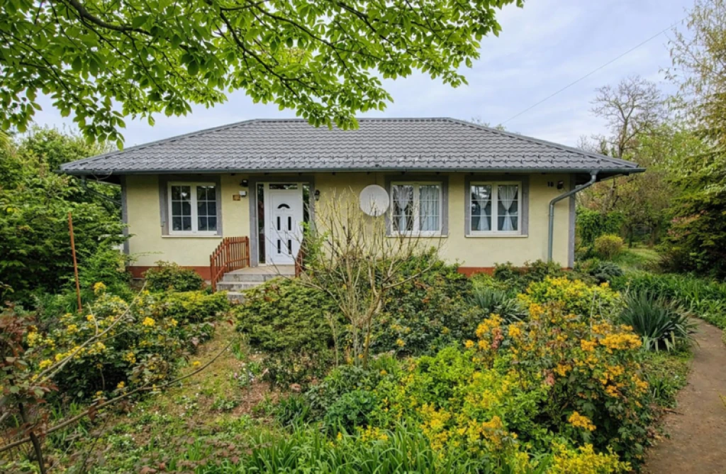 Eladó családi ház, Hernád