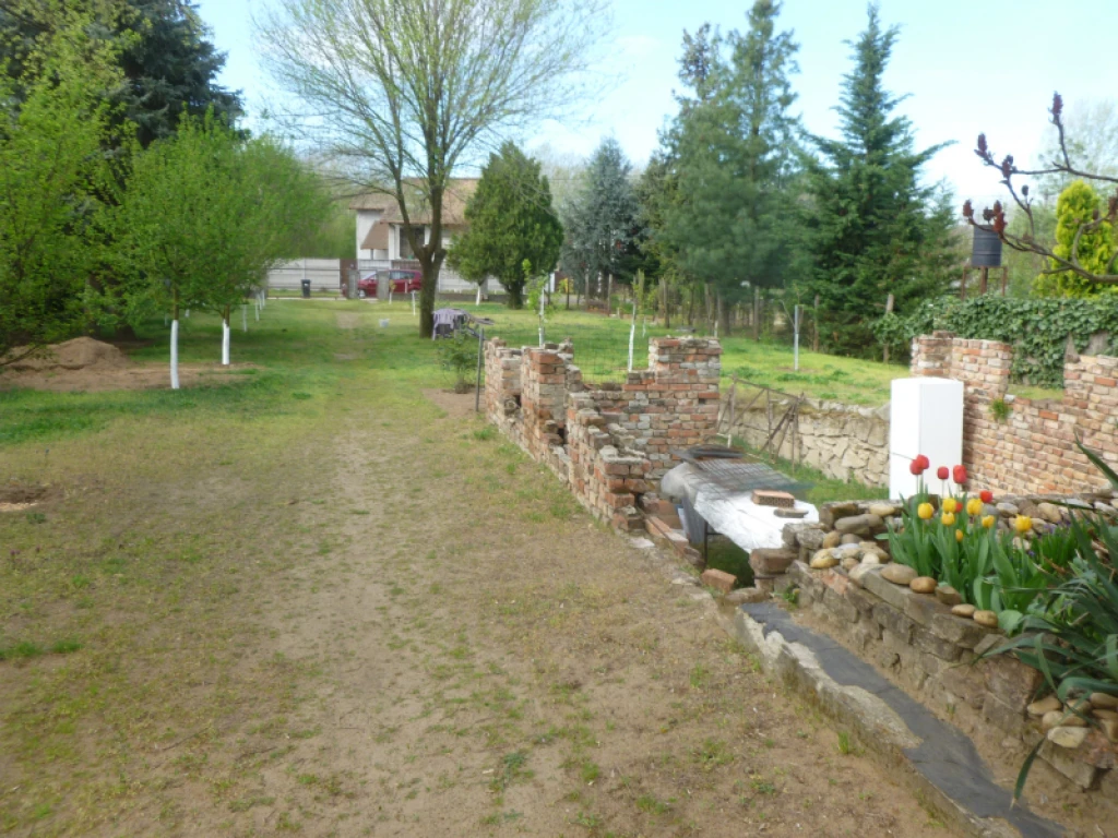 Eladó egyéb ház, Üllő