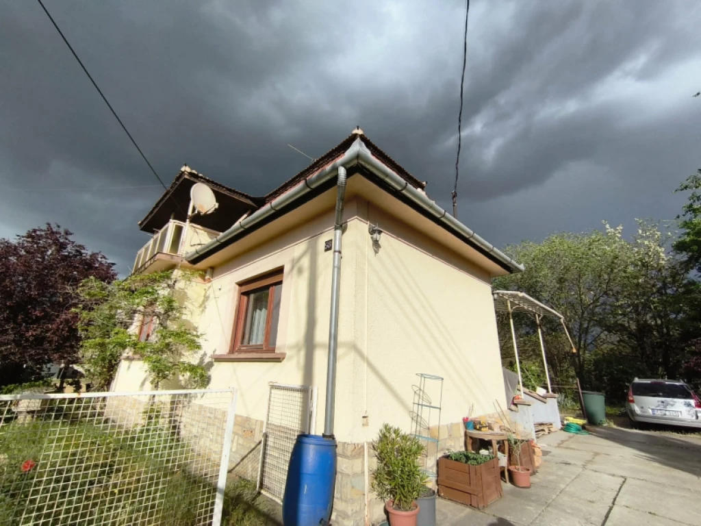 Eladó családi ház, Albertirsa