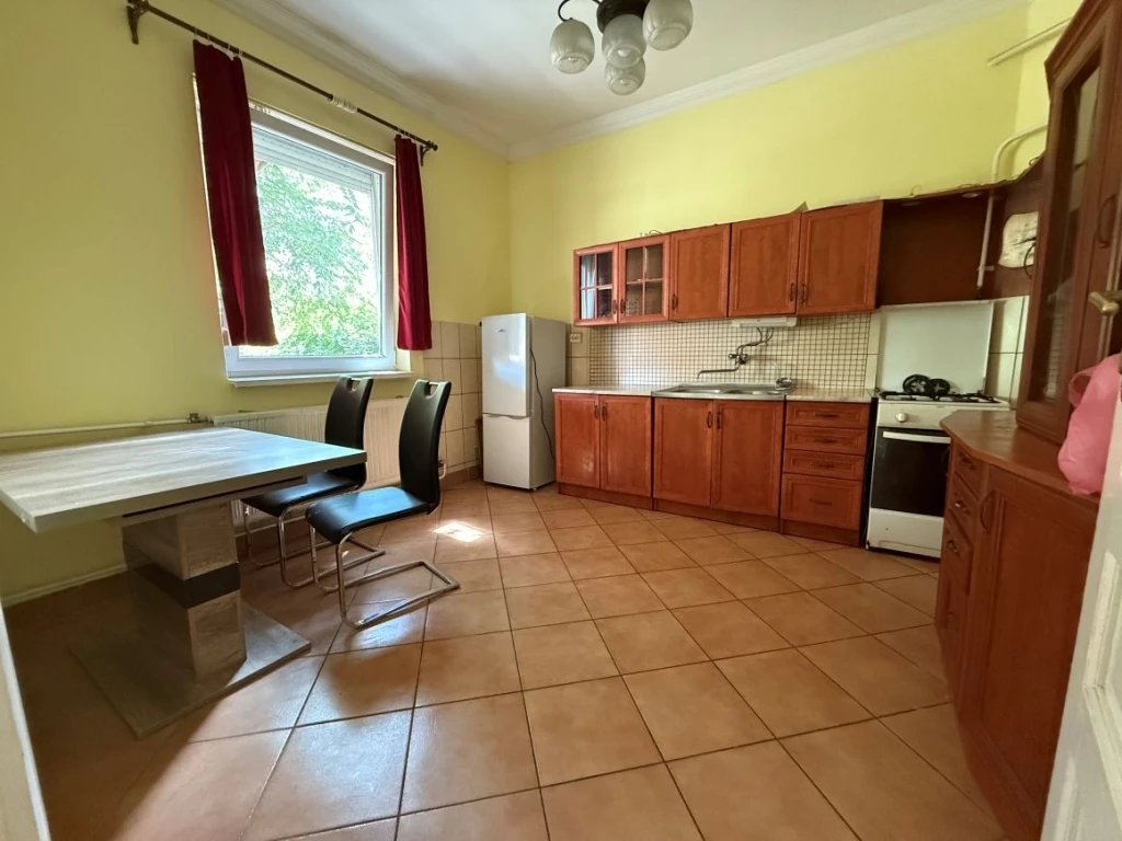 Debrecen Óvárosban Családi ház Eladó