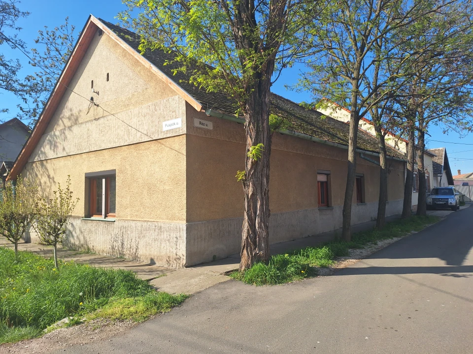 c3-1-name c2-1-name, Hódmezővásárhely, Püspök utca